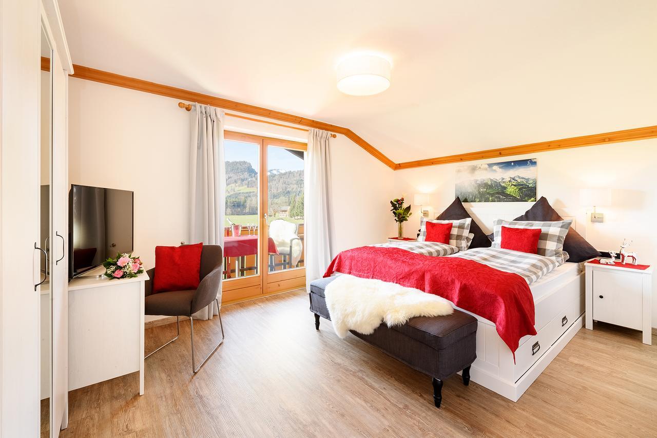 "Haus Berktold" - Annehmlichkeiten Von 4-Sterne Familien-Und Wellnesshotel Viktoria Koennen Mitbenutzt Werden Oberstdorf Exterior foto