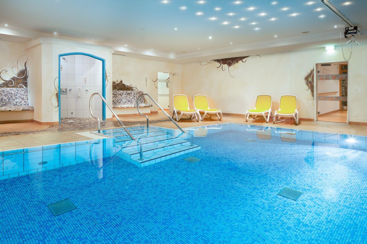 "Haus Berktold" - Annehmlichkeiten Von 4-Sterne Familien-Und Wellnesshotel Viktoria Koennen Mitbenutzt Werden Oberstdorf Exterior foto